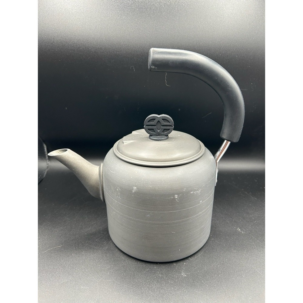 Calphalon Hard Anodized Aluminum Beehive Tea Kettle 2 QT Celtic